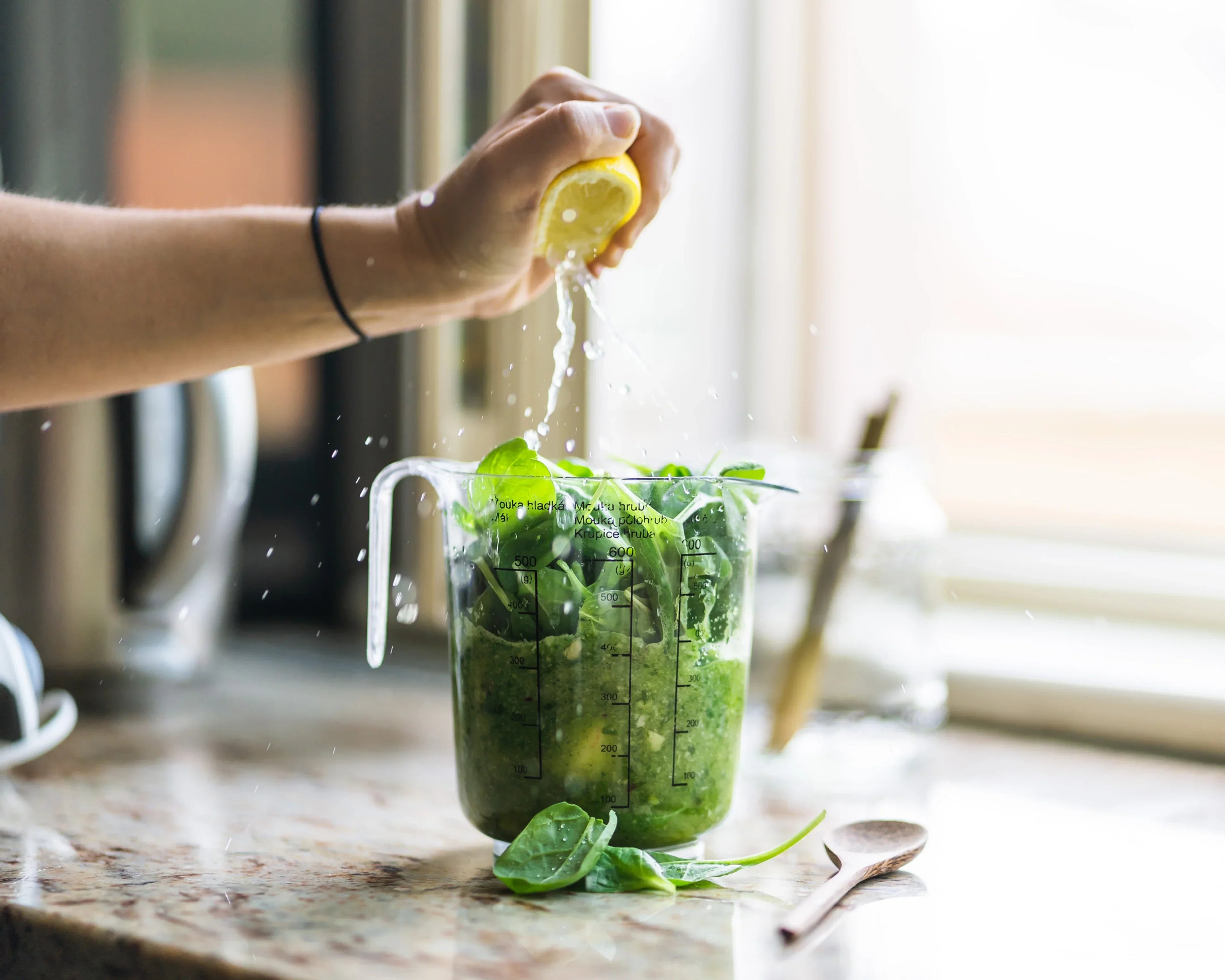 Does your body need some help with drainage and detoxification? Here Are Some Signs Your Body Is Giving You
